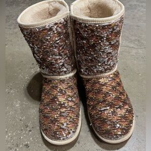 UGG Classic Short Sequin Boots Size 9